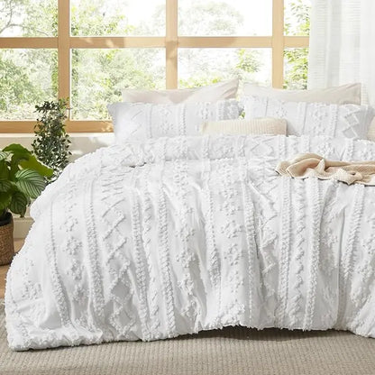 Modern Boho Bedding Set – Quilted 3 Piece Coverlet with Coordinated Pillow Shams