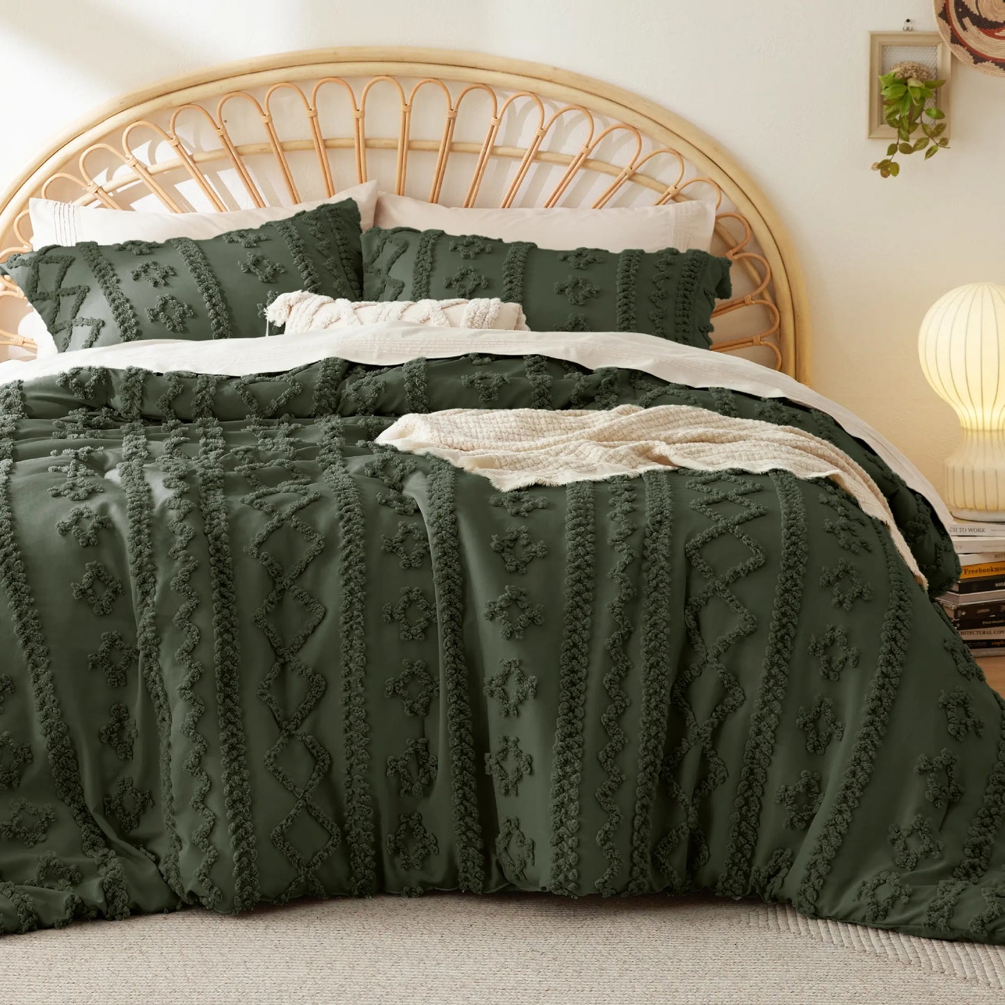 Modern Boho Bedding Set – Quilted 3 Piece Coverlet with Coordinated Pillow Shams