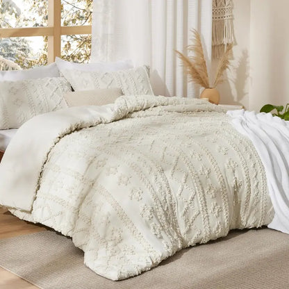 Modern Boho Bedding Set – Quilted 3 Piece Coverlet with Coordinated Pillow Shams